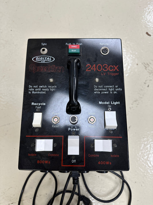 Speedotron 2403CX 2400 w/s power pack