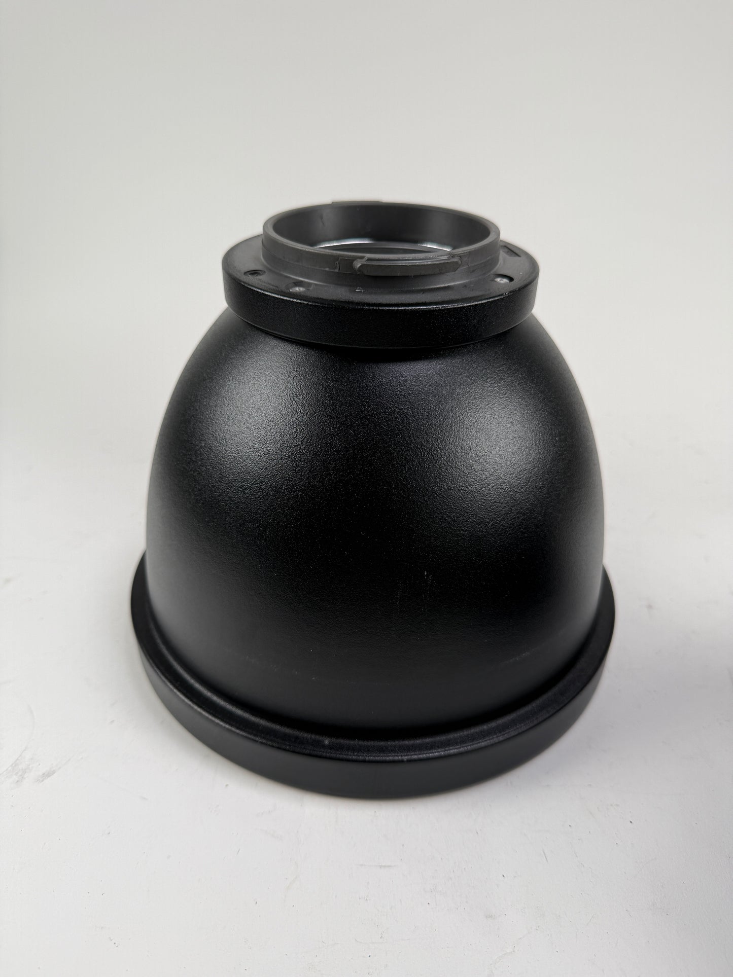 BRONCOLOR Reflector P70 Standard Narrow-Angle Open Reflector