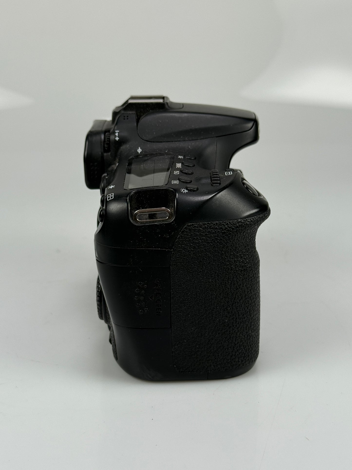 Canon EOS 70D Digital SLR 20.2MP Camera Body