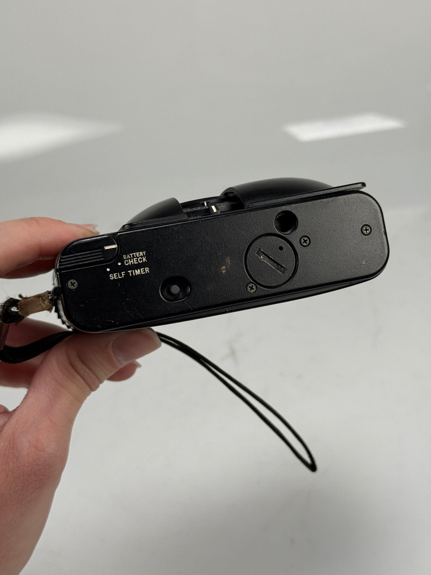 Olympus XA2 35mm Rangefinder Camera 35mm f3.5