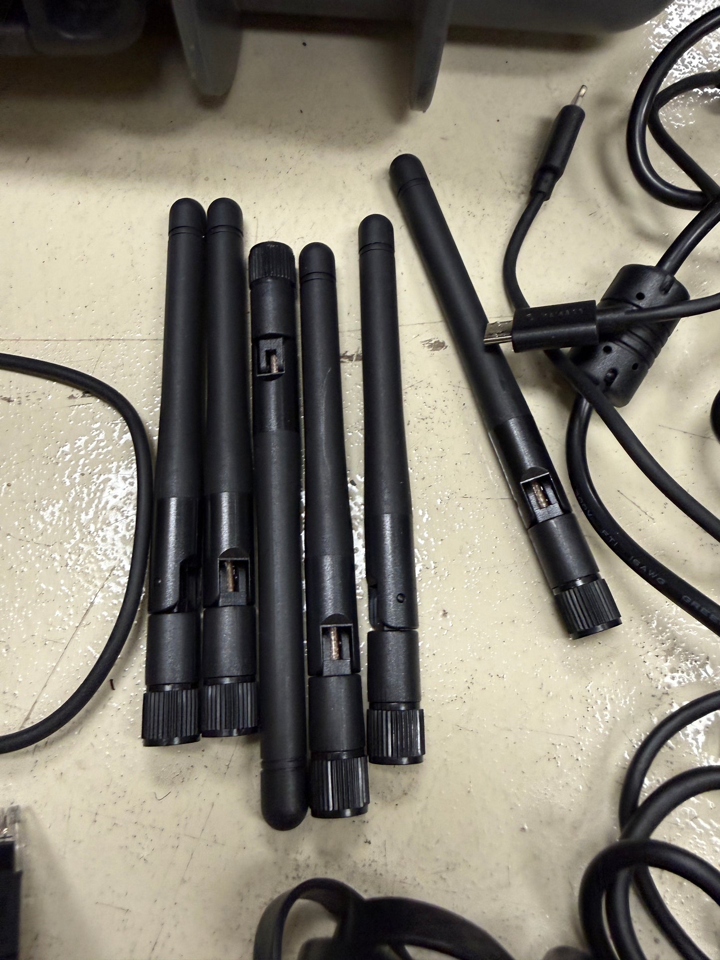 INSTA360 Pro - Spherical 360 8k VR Video Camera - 3 Batteries Tested, case