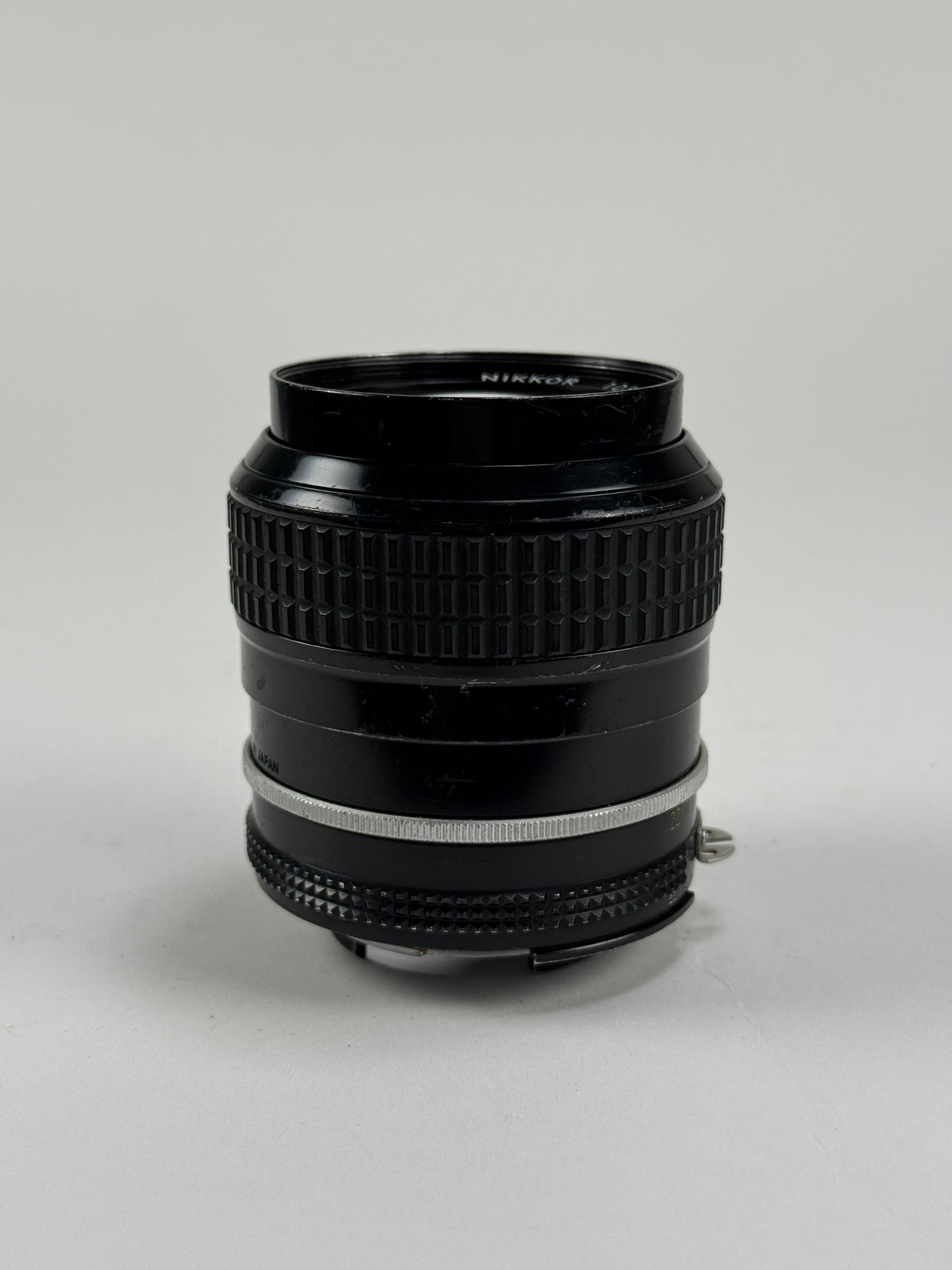 Nikon Nikkor 105mm f2.5 Ai Prime Manual Focus Portrait Lens