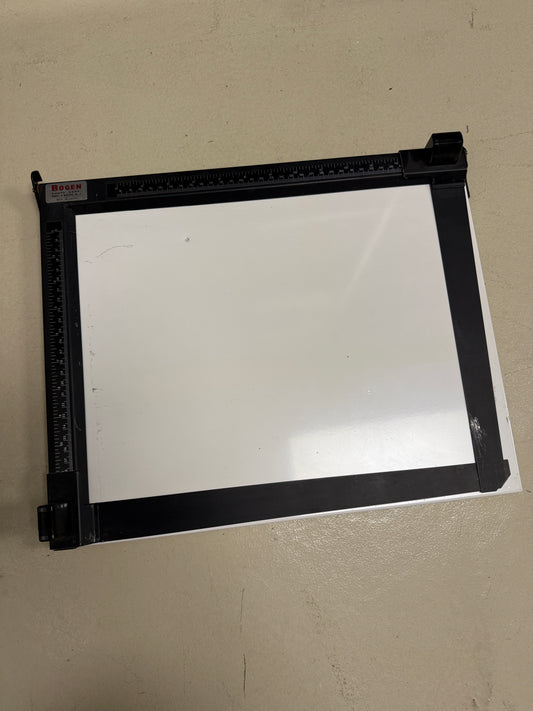 Bogen Vintage Darkroom Photo Printing Easel 11x14 Adjustable Blades