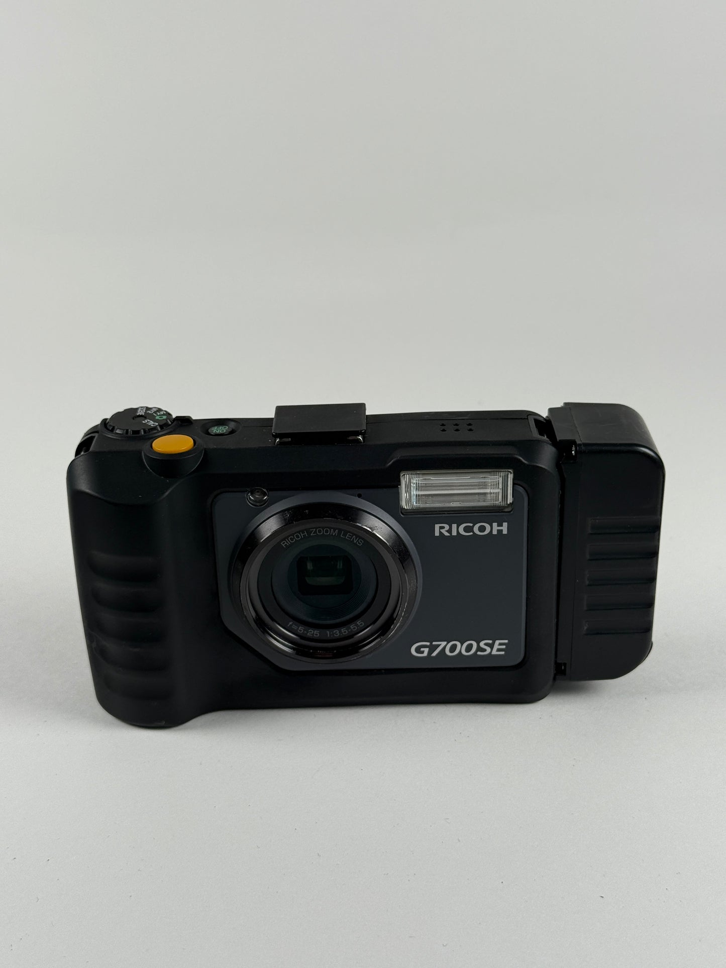 Ricoh GR G700SE 12.1MP Digital Camera - with GPS attachment