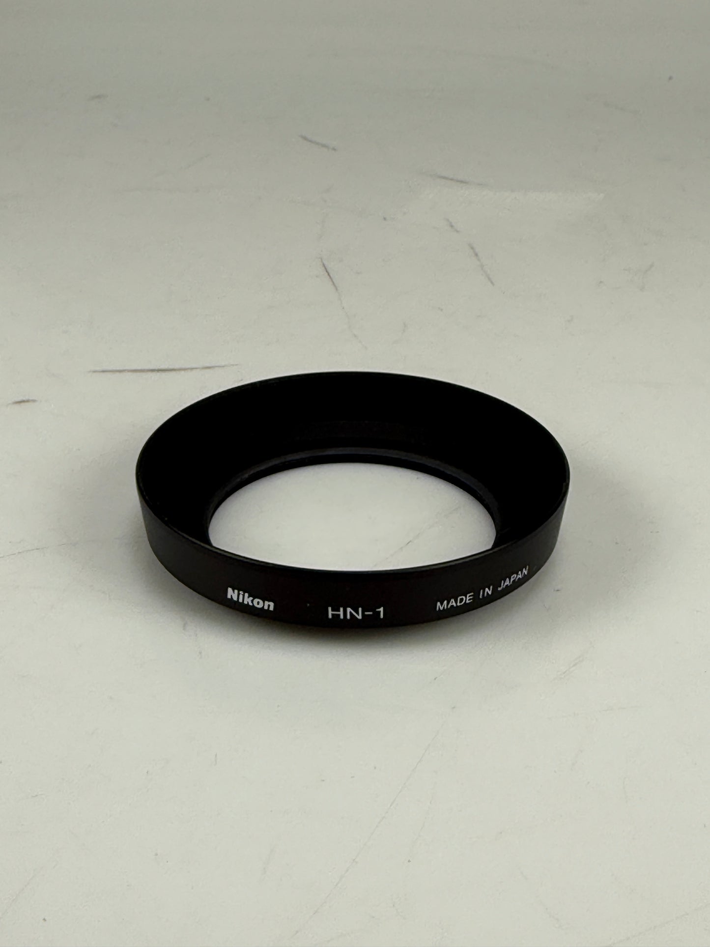 Nikon HN-1 lens hood 24mm, 28mm, 35mm