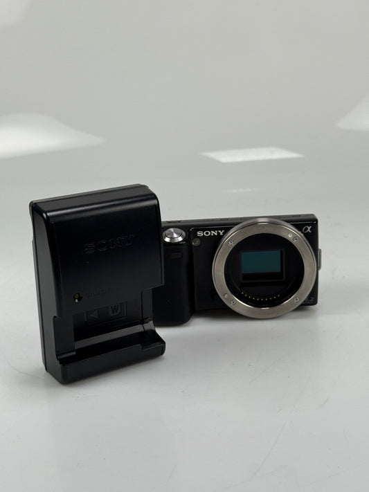 Sony NEX-5 14.2MP Mirrorless Digital Camera Black