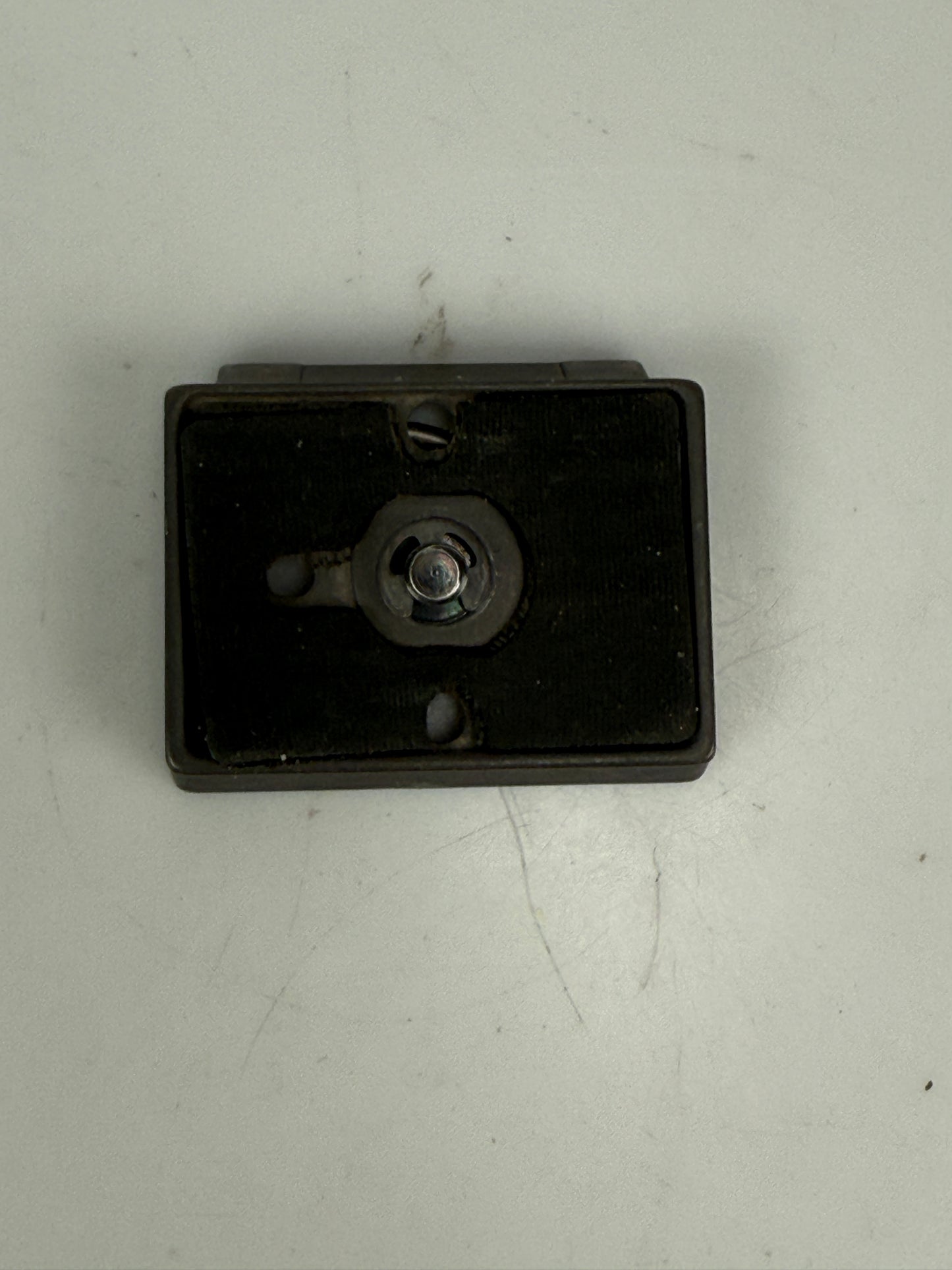 Manfrotto 200PL Quick Release Plate tripod