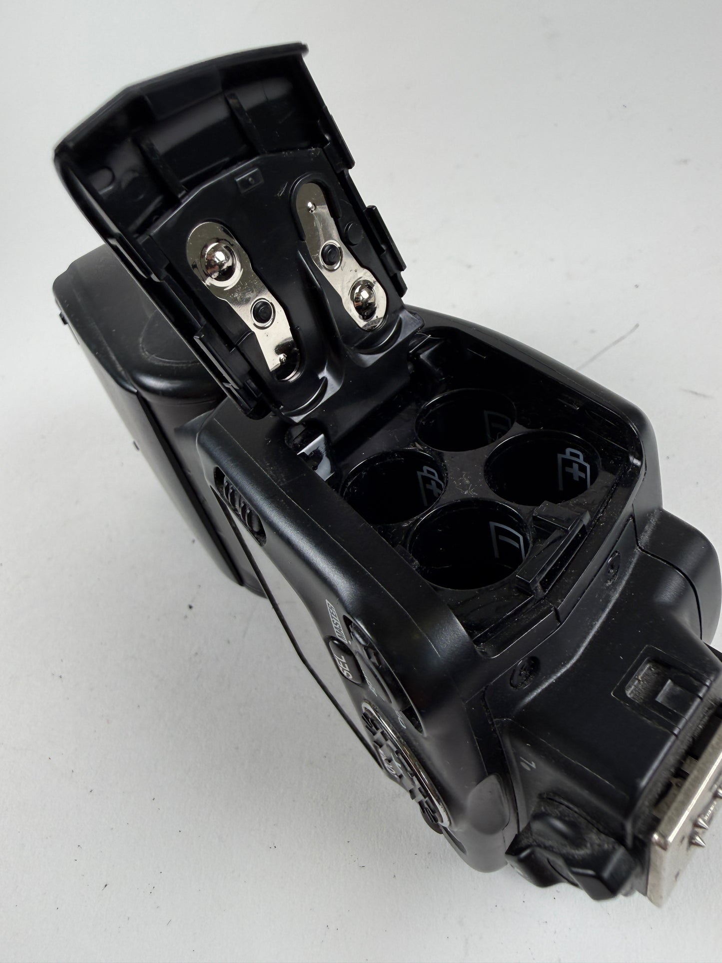 Nikon Speedlight SB-700 Shoe Mount Flash