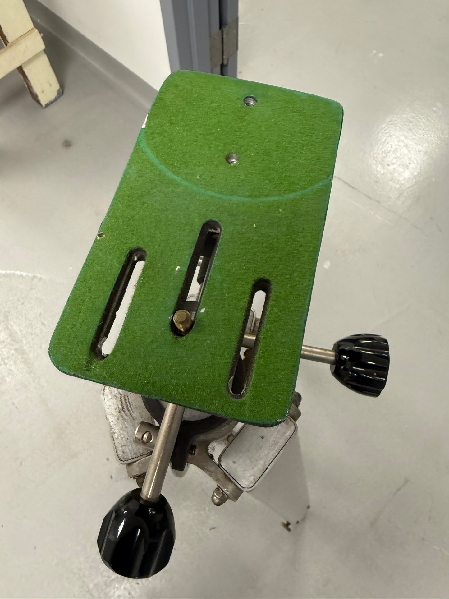 Davis & Sanford Professional Industrial Floating Action Tripod SH200 200