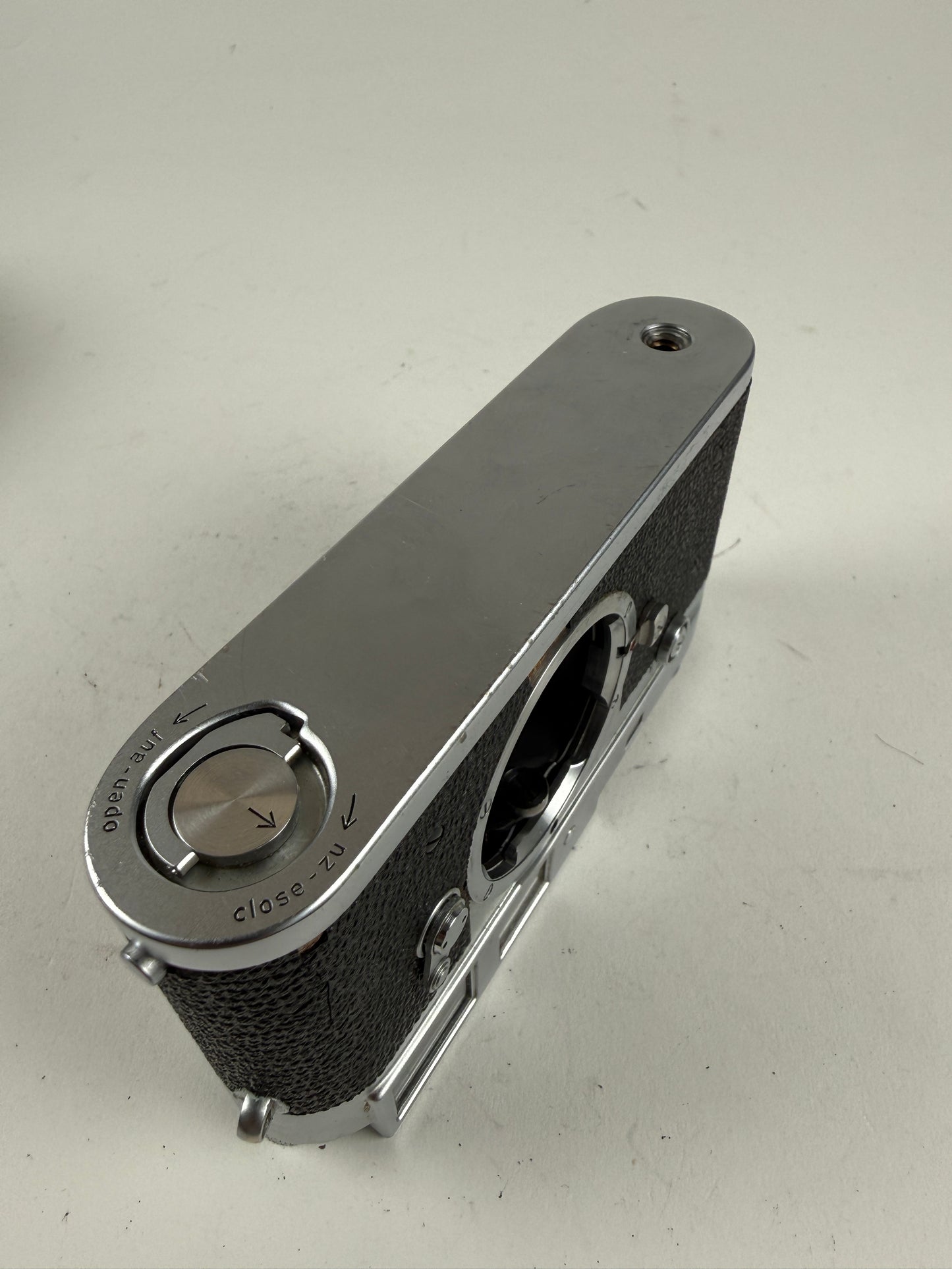 Leica M2 button rewind Chrome 35mm rangefinder film camera body