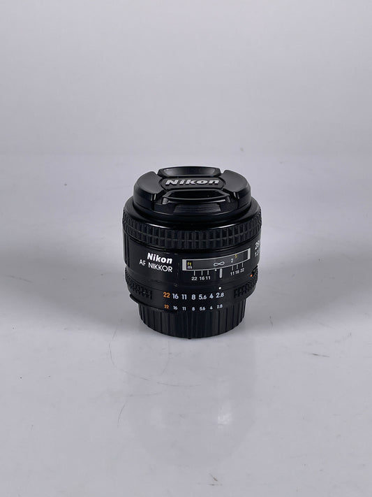 Nikon AF Nikkor 28mm f2.8 D Wide Angle Prime Lens