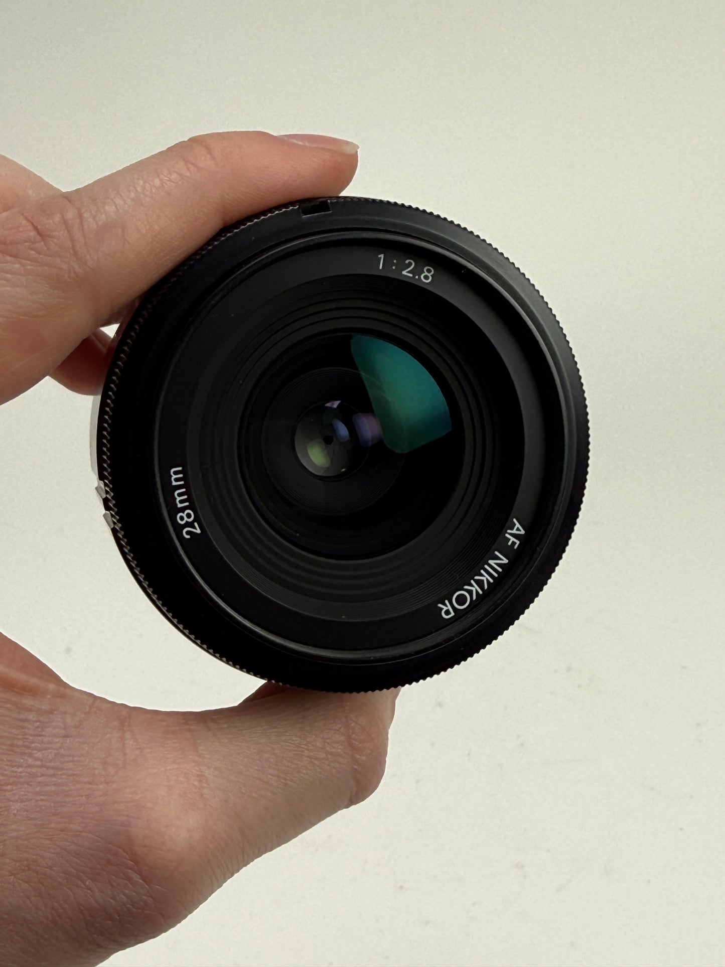 Nikon AF Nikkor 28mm f2.8 D Wide Angle Prime Lens