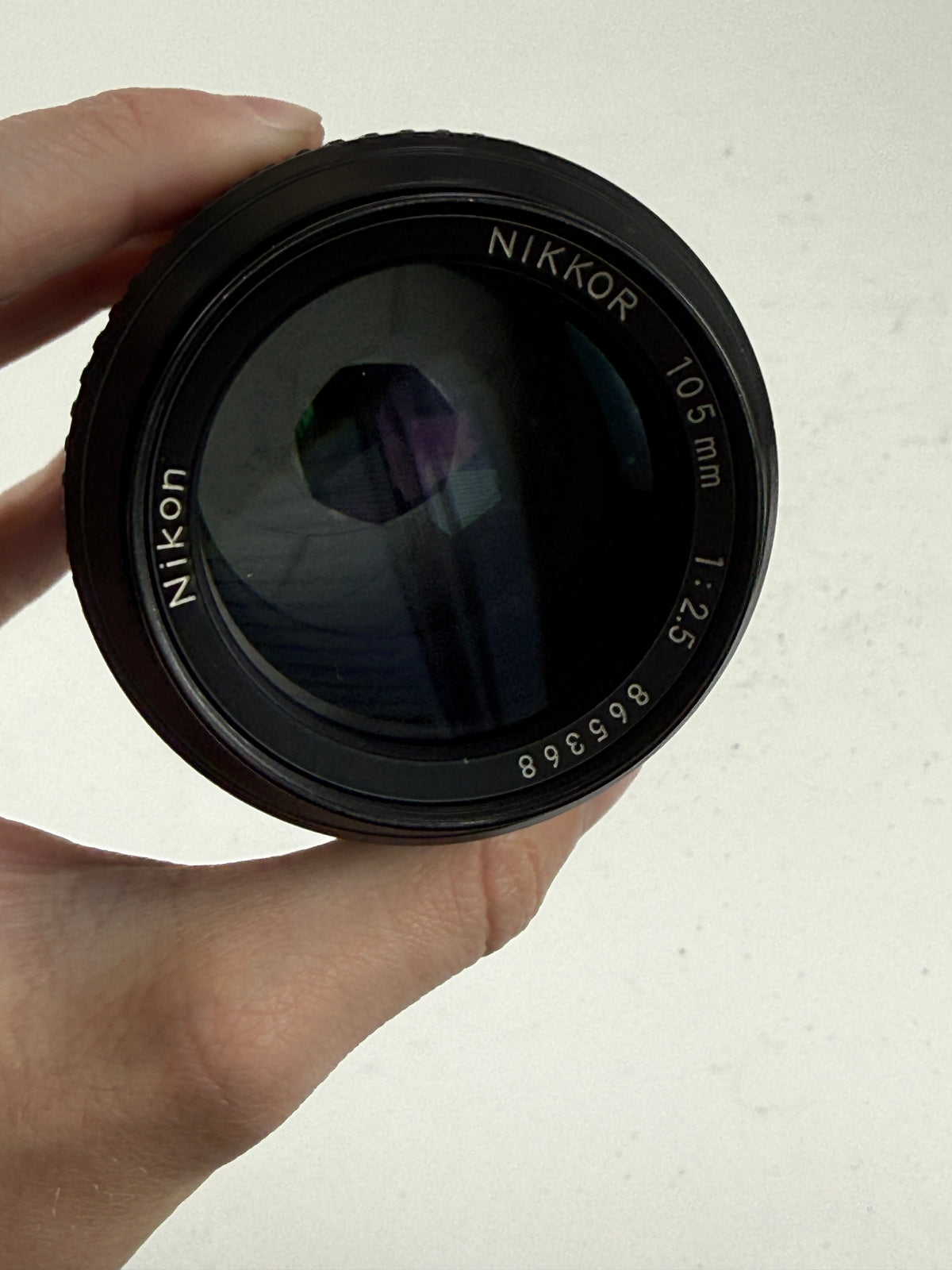 Nikon Nikkor 105mm f2.5 Ai Prime Manual Focus Portrait Lens w/ hood