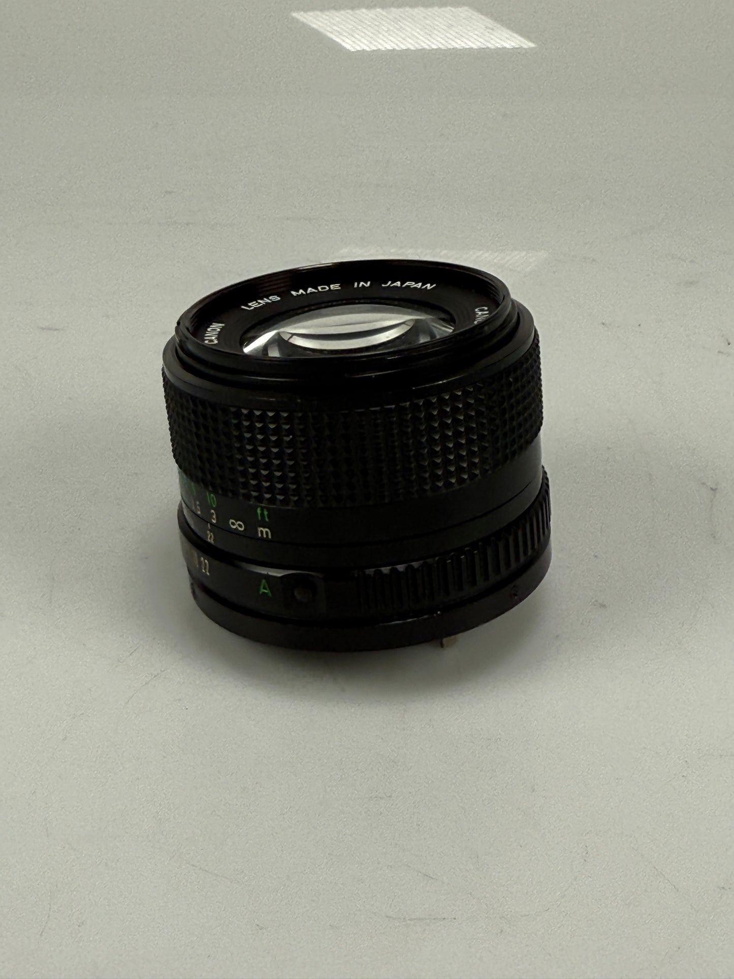 Canon New FD NFD 24mm F2.8 MF Wide Angle Lens