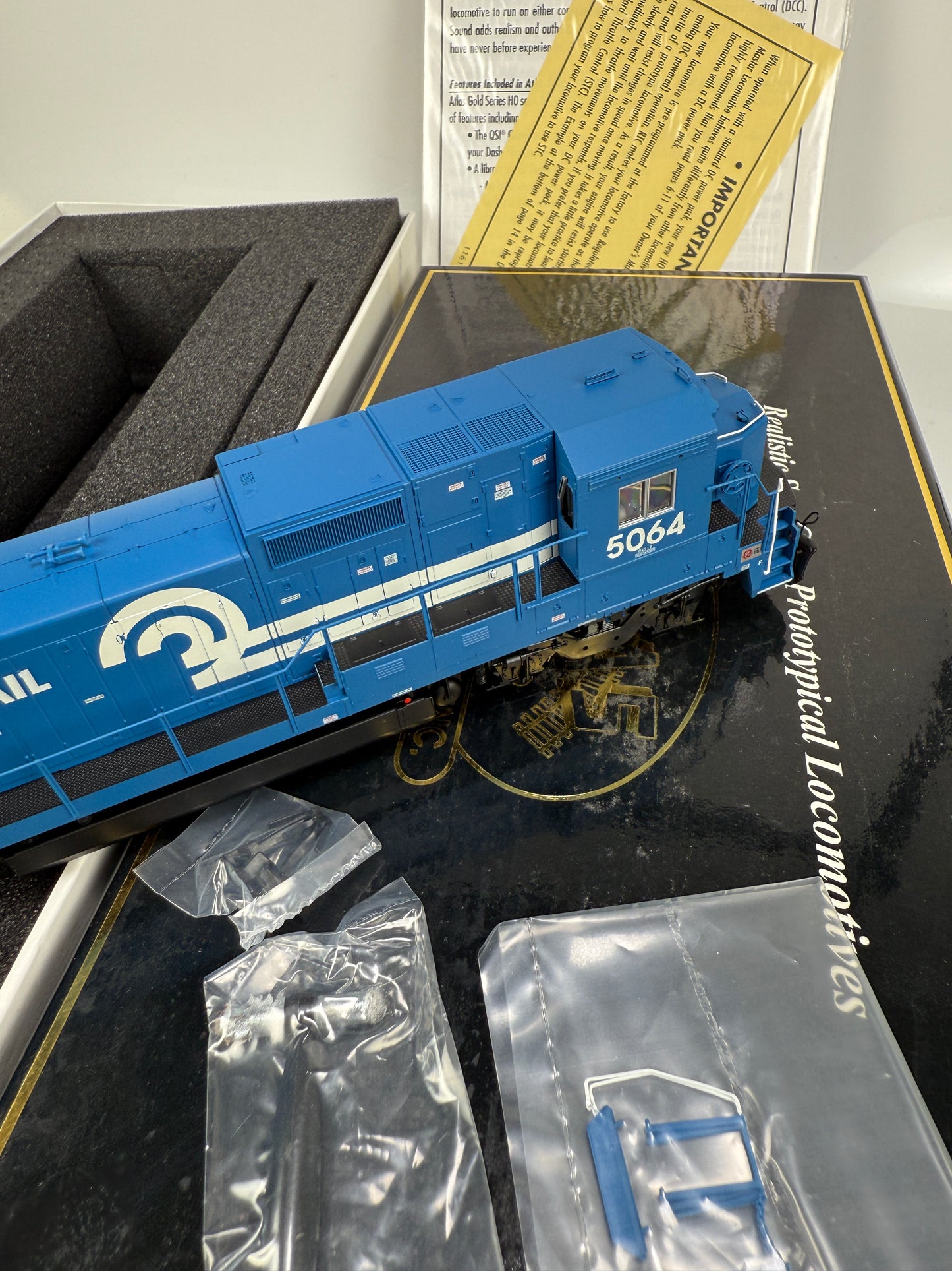 ATLAS master gold HO 9804 Conrail # 5064 HO Dash B-40B locomotive w/ DCC & Sound