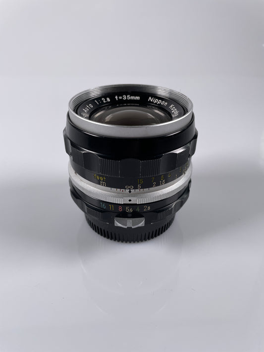 Nikon NIKKOR-S 35mm f2.8 non Ai MF Wide Angle Lens