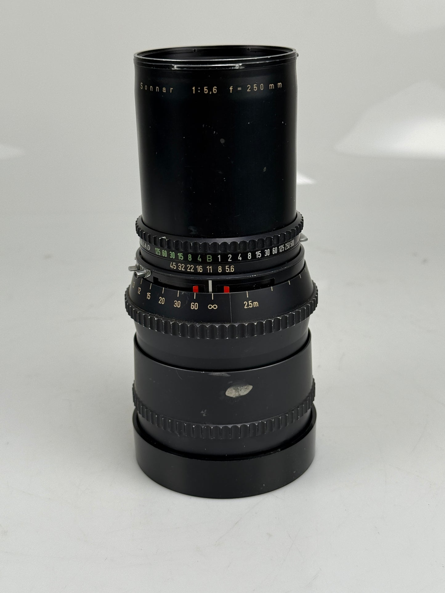 Hasselblad 250mm f5.6 Sonnar T* C Black lens