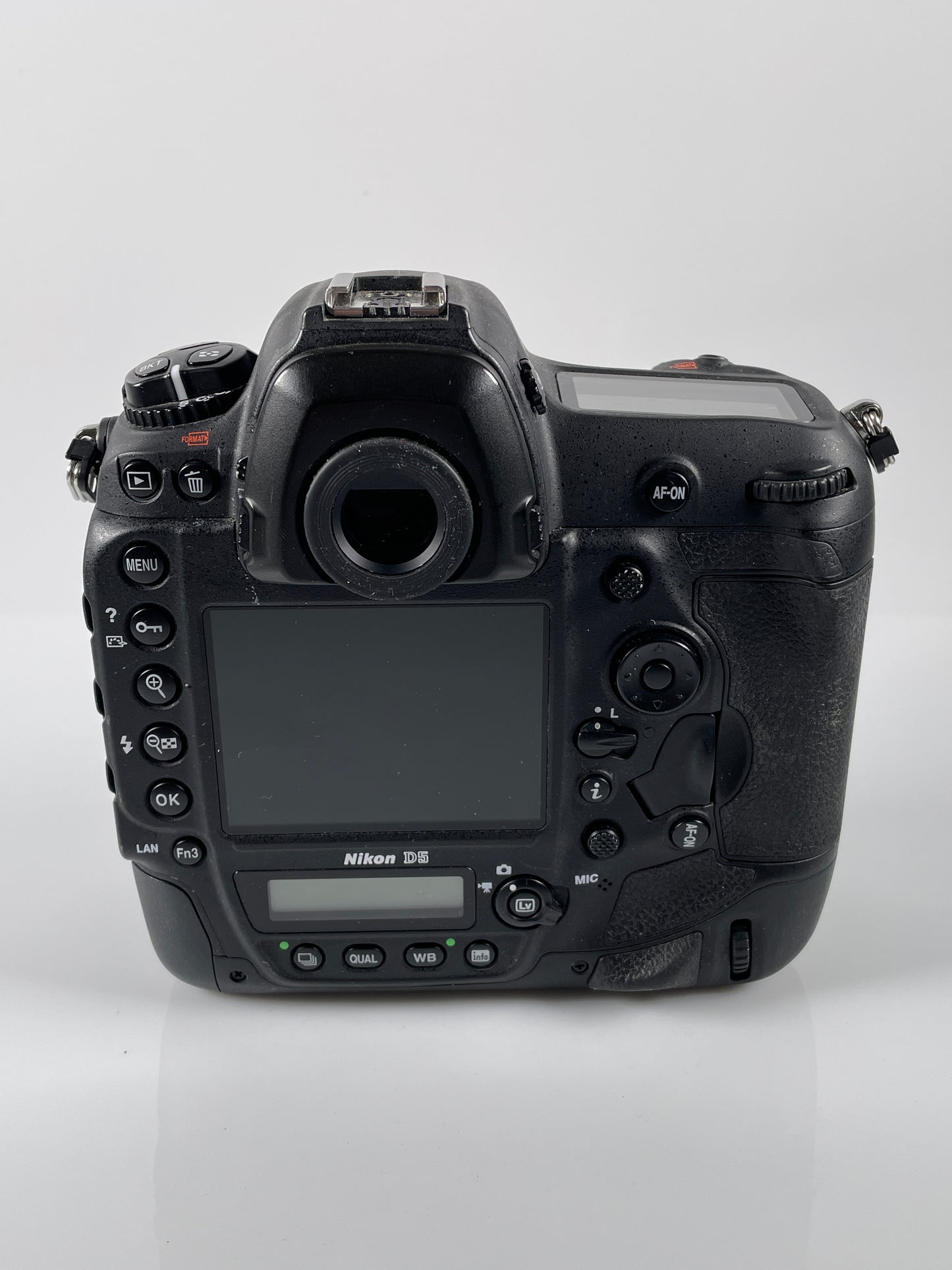 Nikon D5 Digital Camera 20.8MP DSLR Camera Body (Dual XQD Slots) D5-a SC:39k