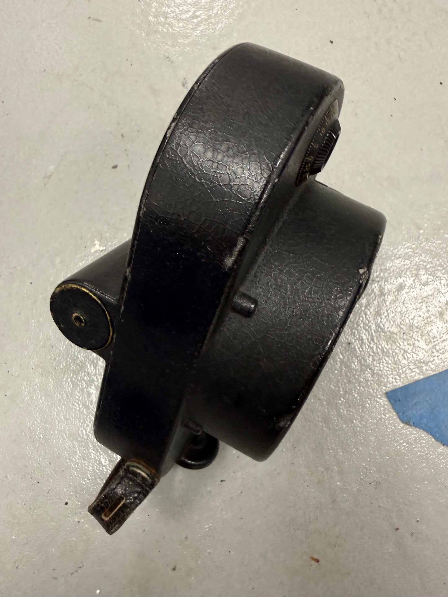 Bell & Howell Filmo 70 A 16mm Motion Picture Cine Camera w/ Cooke 1 inch oens