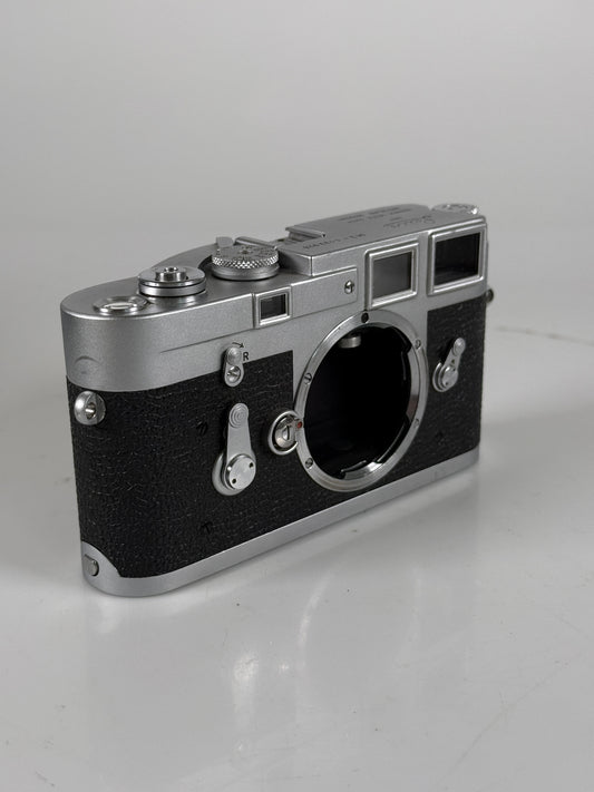 Leica M3 SS Single Stroke Rangefinder 35mm Film Camera 1133XXX