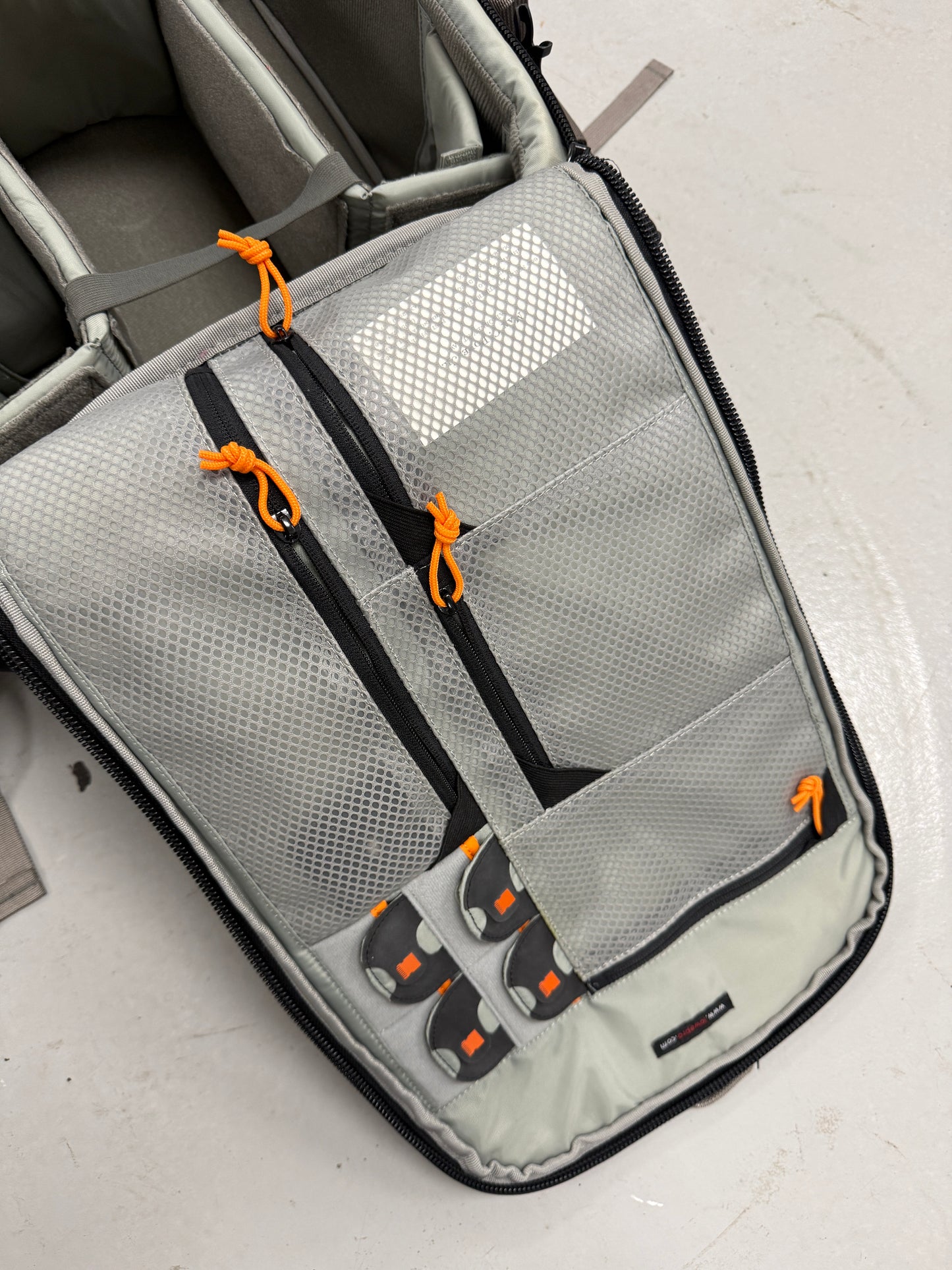Lowepro Pro Trekker 400 AW - Camera & Accessories Backpack