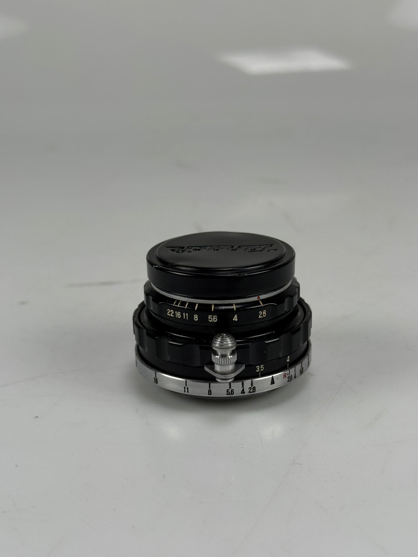 Tanar W Tanaka Kogaku 35mm f2.8 Lens for Leica LTM with case and finder