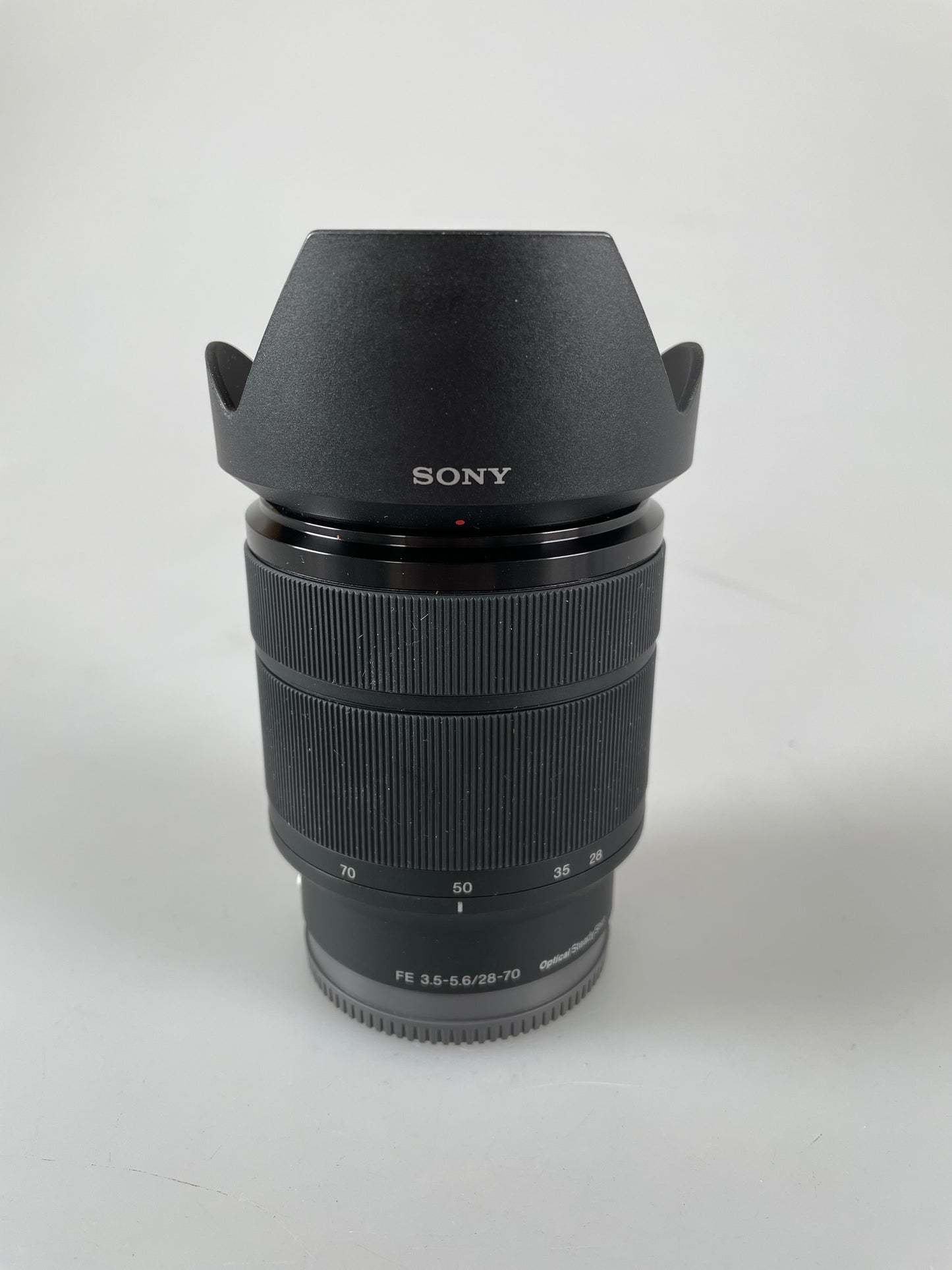 Sony Alpha SEL2870 28-70mm f/3.5-5.6 FE OSS