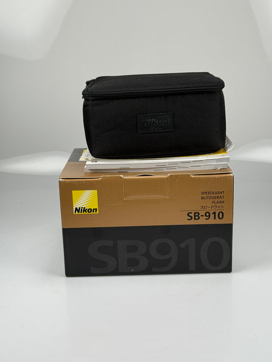 Nikon SB-910 Shoe Mount Flash