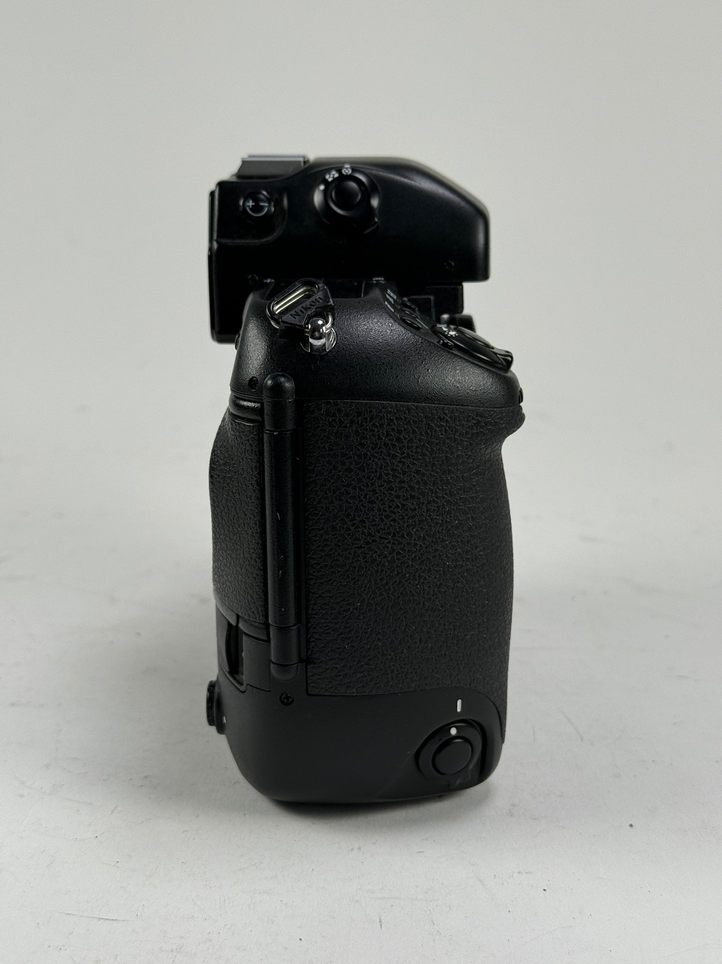 Nikon F5 35mm SLR Film Camera Body