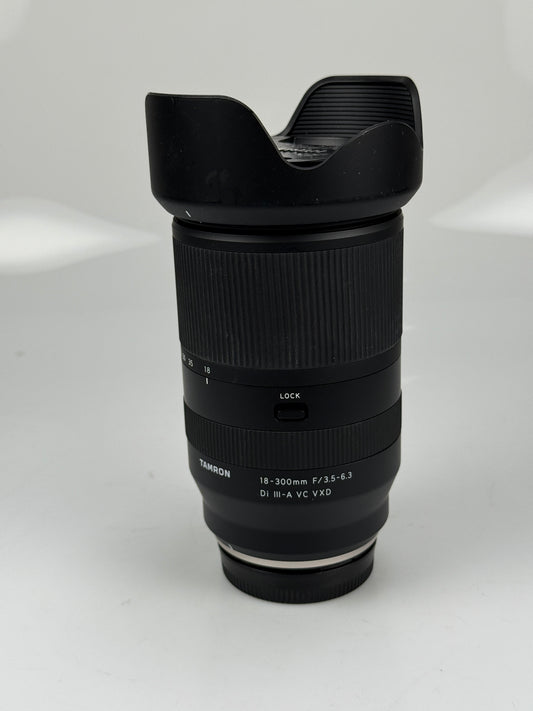 Tamron B061 18-300mm f3.5-6.3 Di III-A VC VXD Lens for Fuji X B061