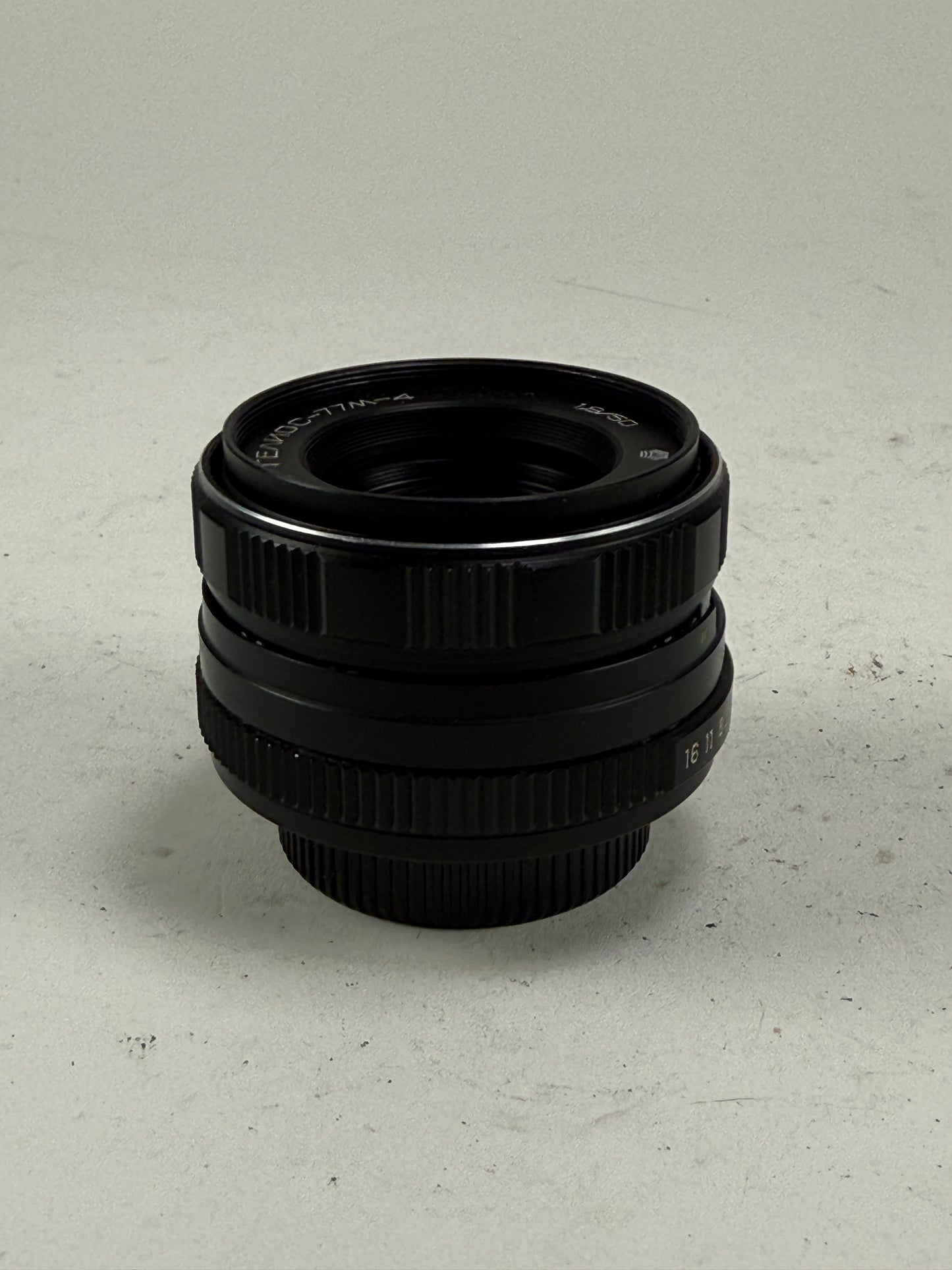 MC Helios 77M-4 50mm f1.8 Russian Soviet Lens M42 Mount