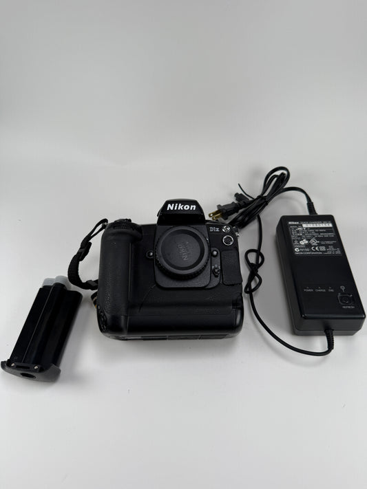 Nikon D1H 2.7MP Digital SLR Camera Body