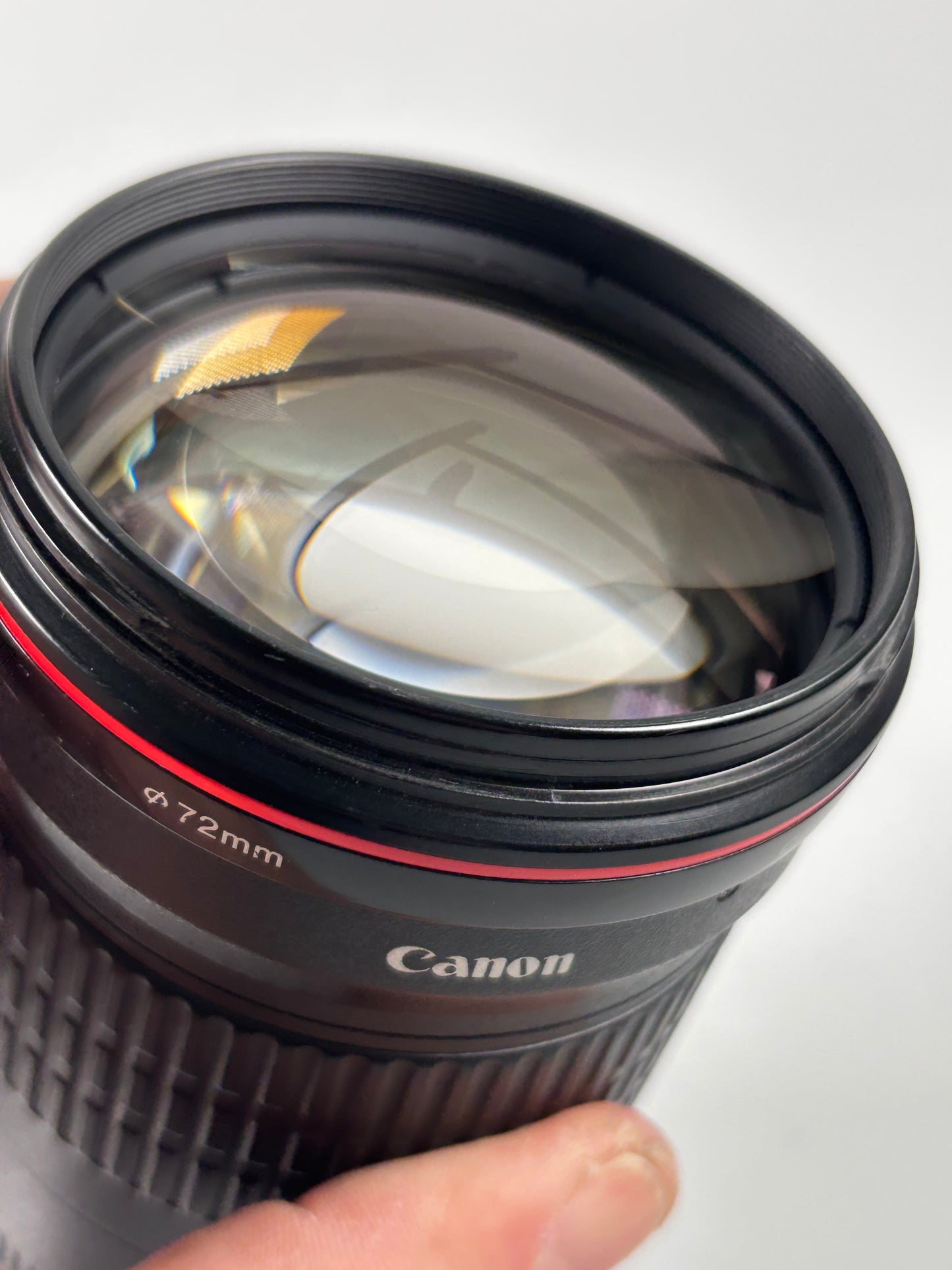 Canon EF 135mm f2 L USM lens