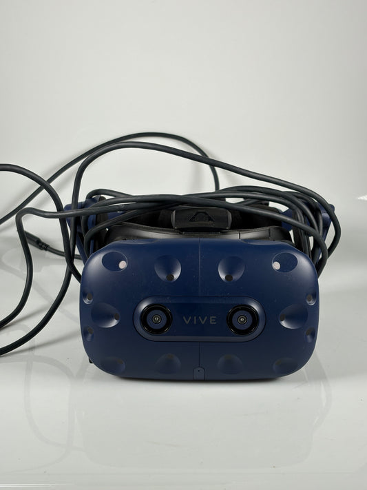 HTC Vive Pro HMD (upgrade kit) Virtual Reality Headset with remotes