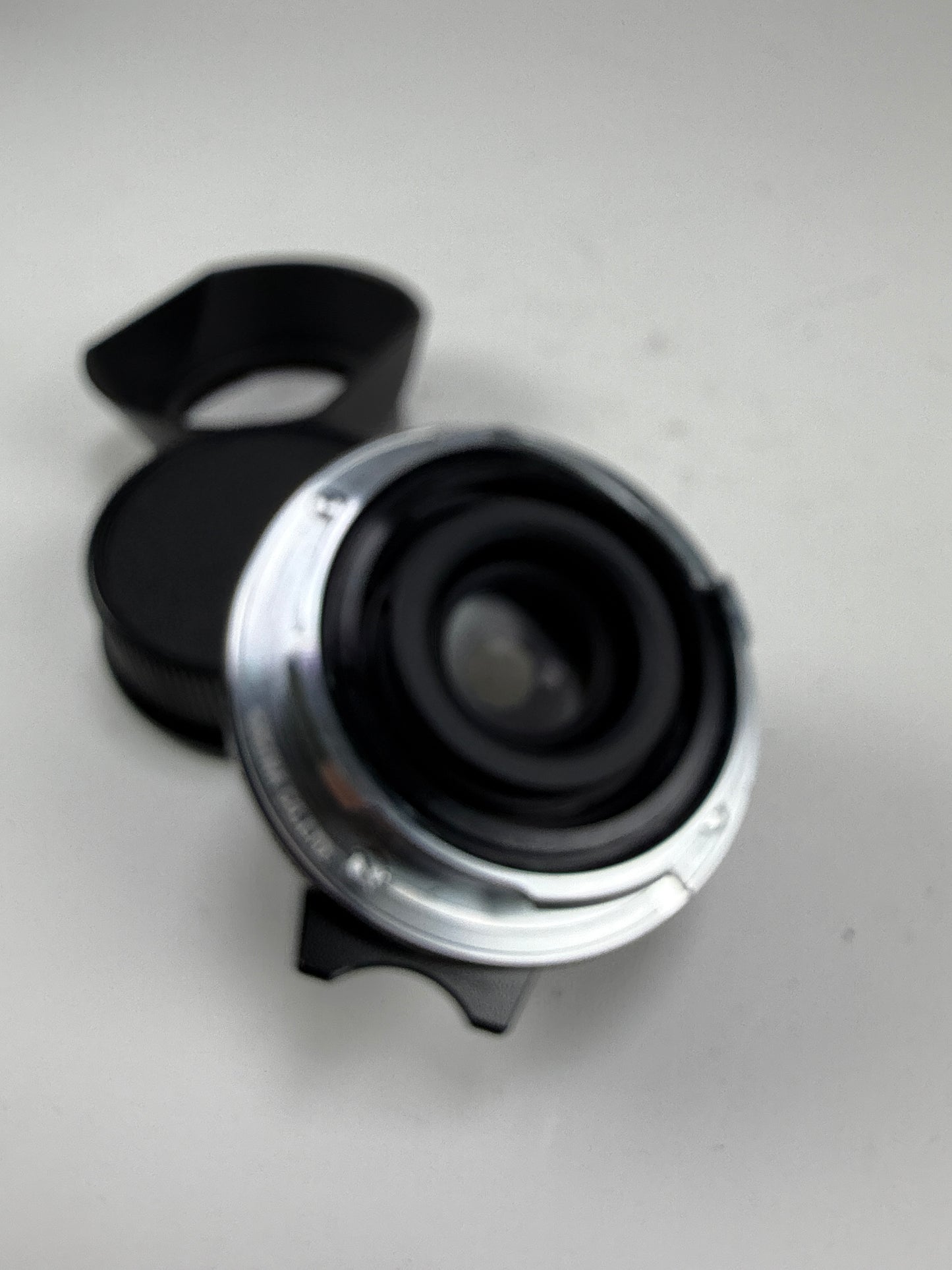 Voigtlander Ultron Line 35mm F2 Aspherical Type II VM