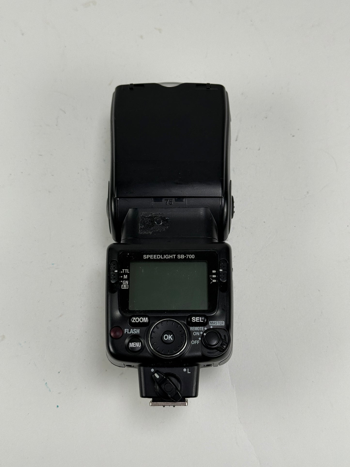 Nikon Speedlight SB-700 Shoe Mount Flash