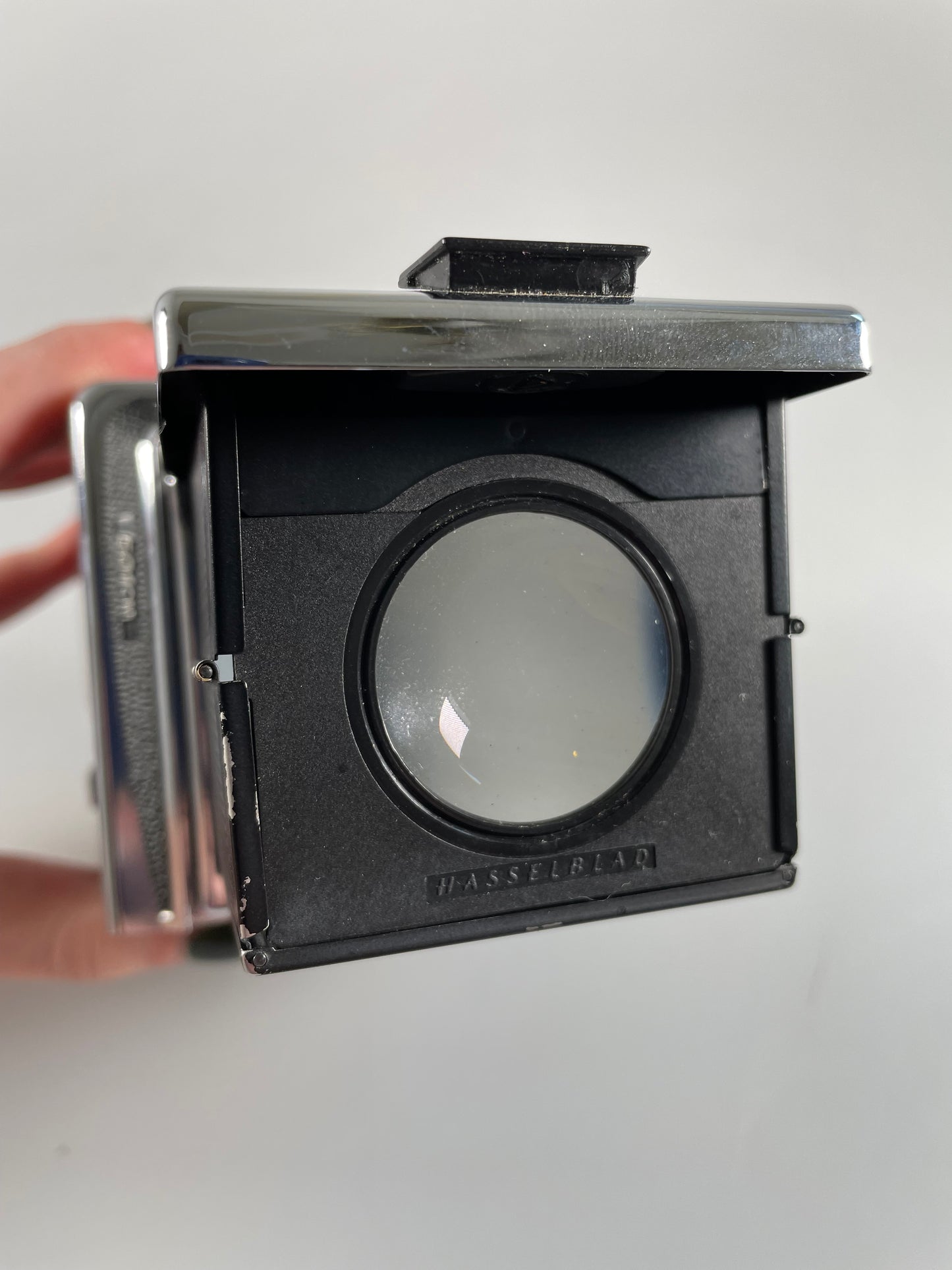 Hasselblad 501CM Medium Format Film Camera Body Chrome, wlf waist level, acute focusing screen