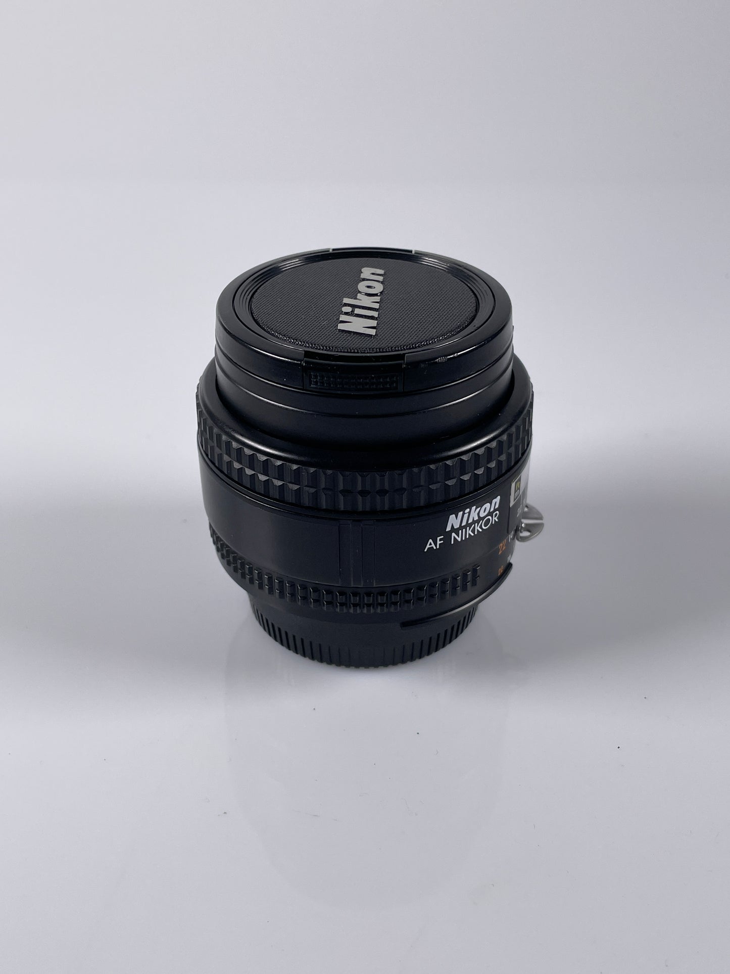 Nikon Nikkor AF 24mm f2.8 Lens