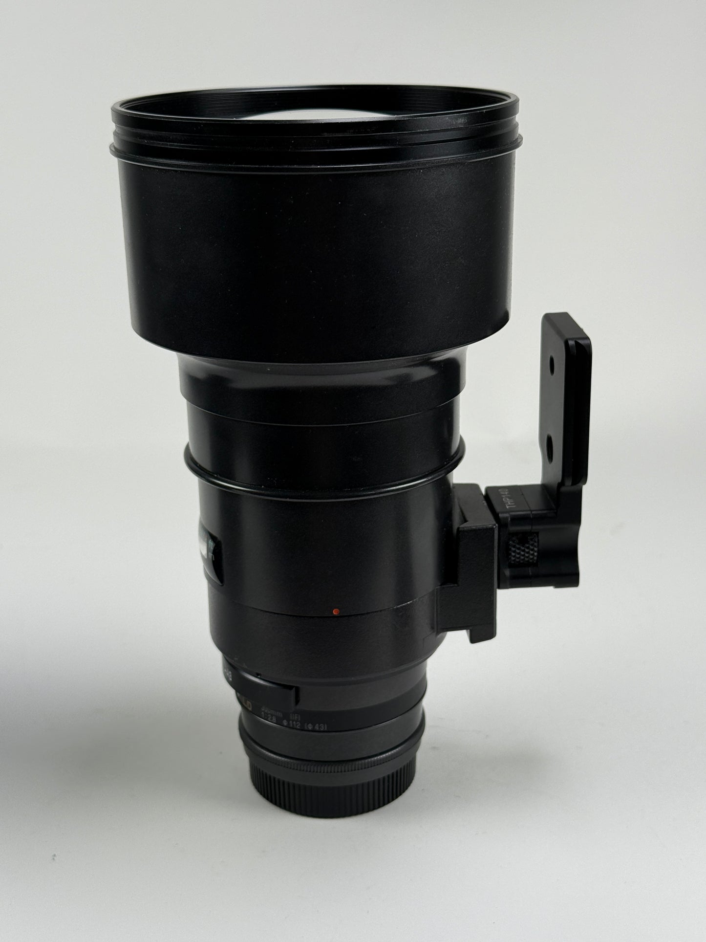 Tamron SP 300mm f2.8 LD IF AF Lens (112/43, 5 Pin) for Nikon AF 1015D