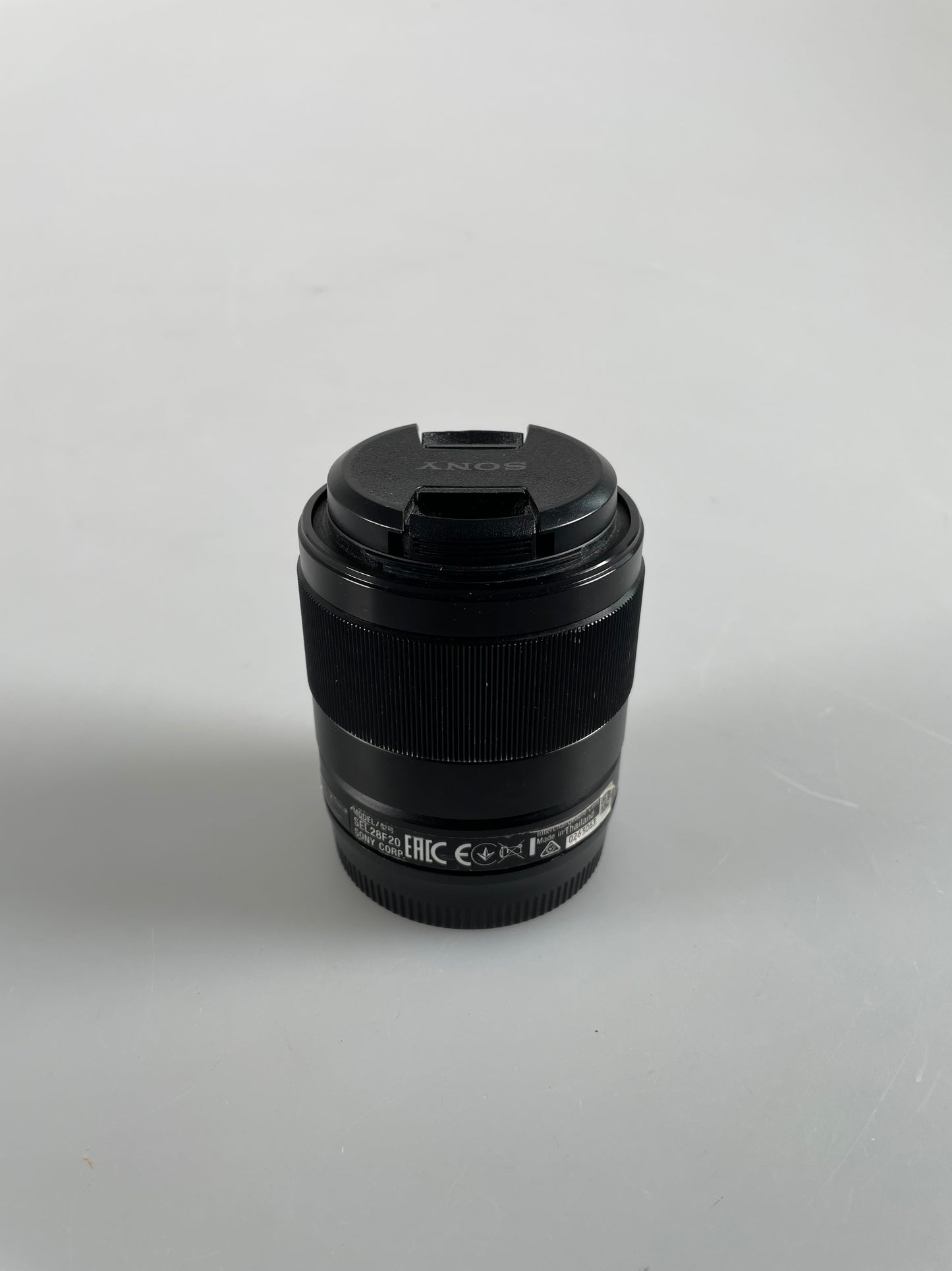 Sony SEL 28mm f/2 FE SEL28F20 Lens for Sony E-Mount