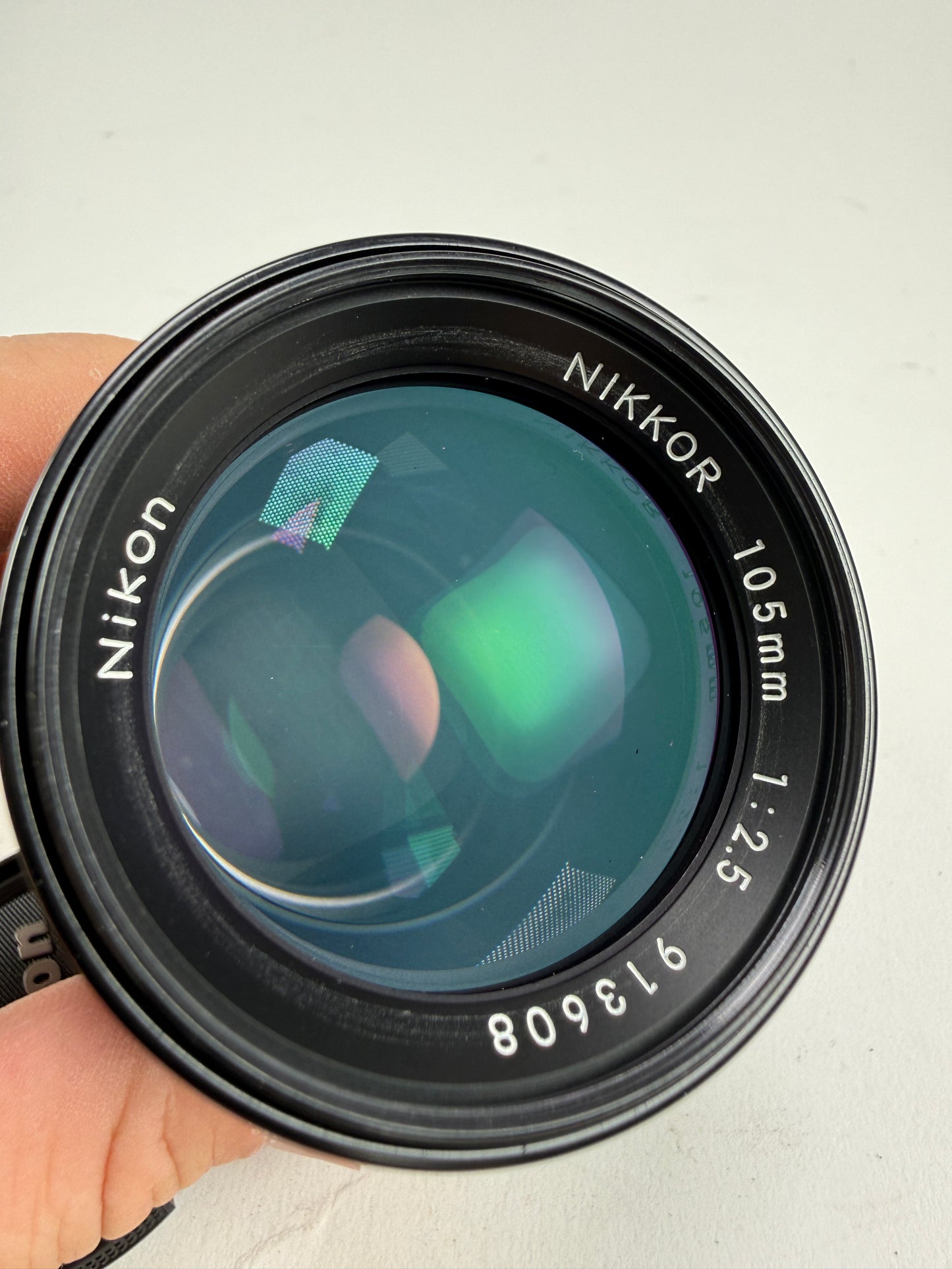 Nikon Nikkor 105mm f2.5 Ais Prime Manual Focus Portrait Lens