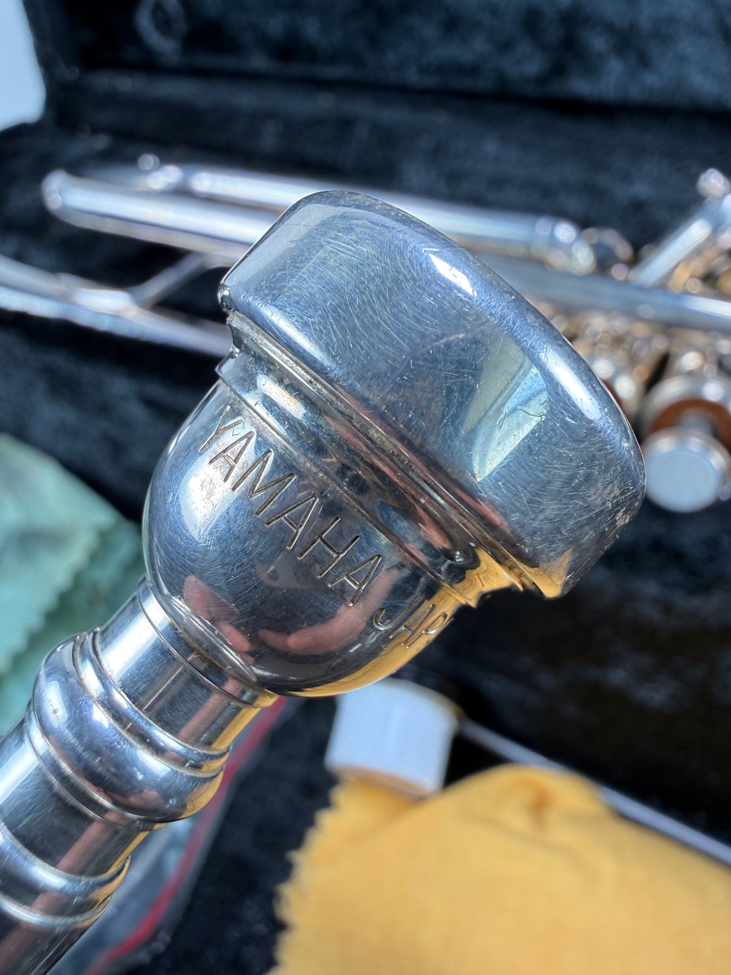 Yamaha Silver Trumpet YTR4320ST with case and 11C4-7C mouthpiece