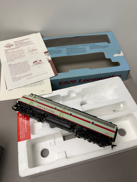 Proto 2000 21010 HO Scale Seaboard E8/9 Diesel Locomotive #3059