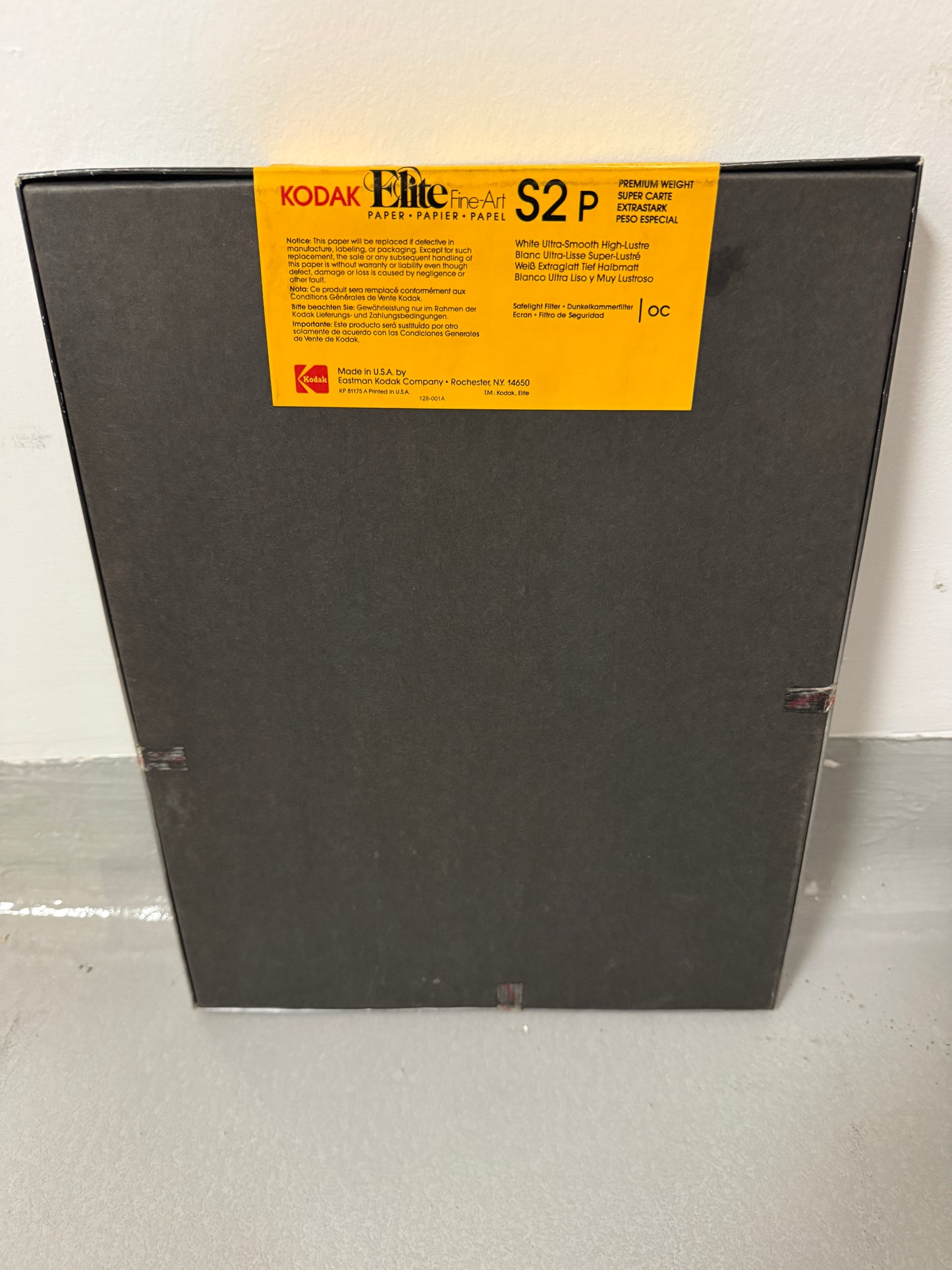 Kodak - Elite S2 P - B&W Photo Paper High-Lustre 11"x14" - Sealed 50 Sheets