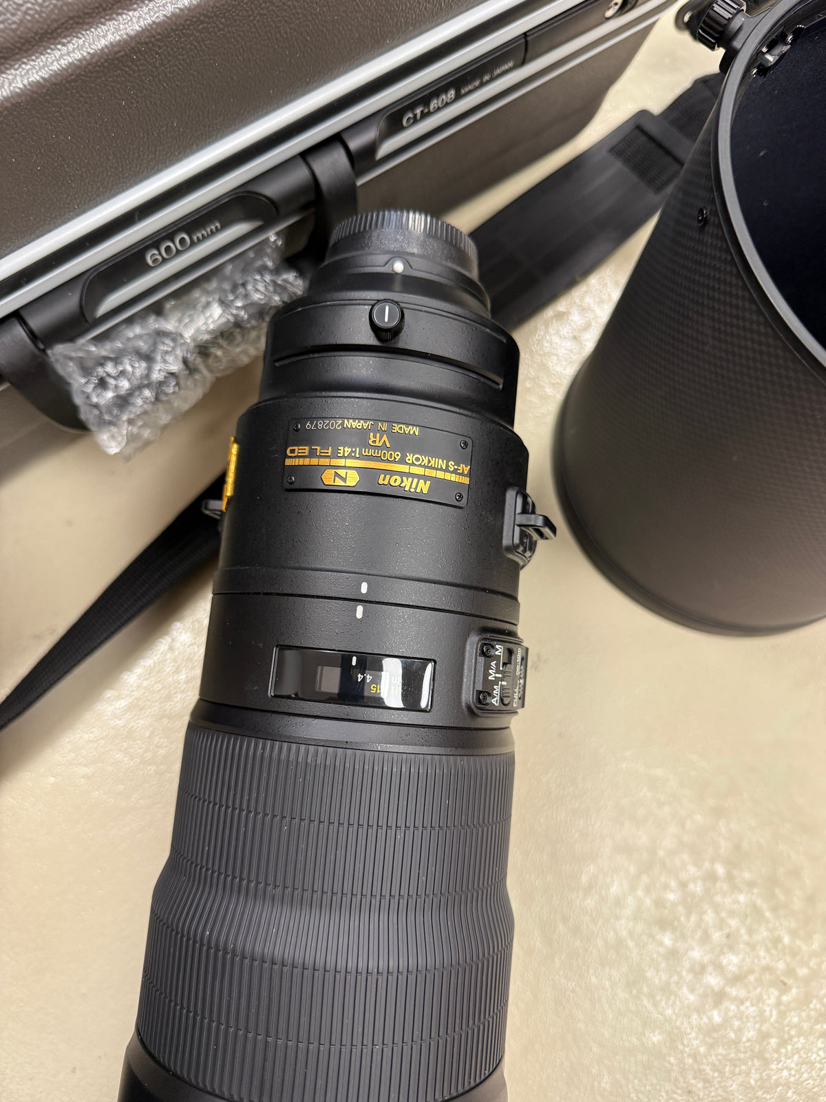 Nikon AF-S NIKKOR 600mm f4 E FL ED VR Telephoto Lens