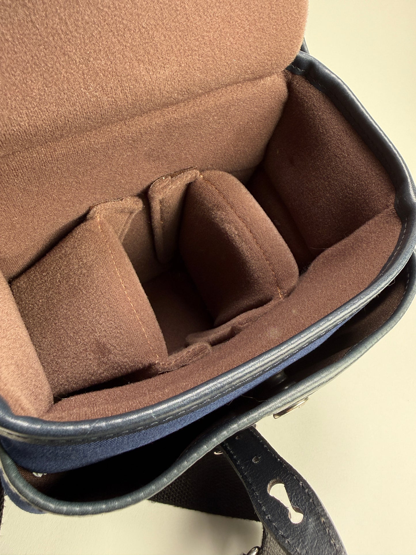 Billingham Hadley Digital Camera Bag (Navy Canvas /black Leather) limited