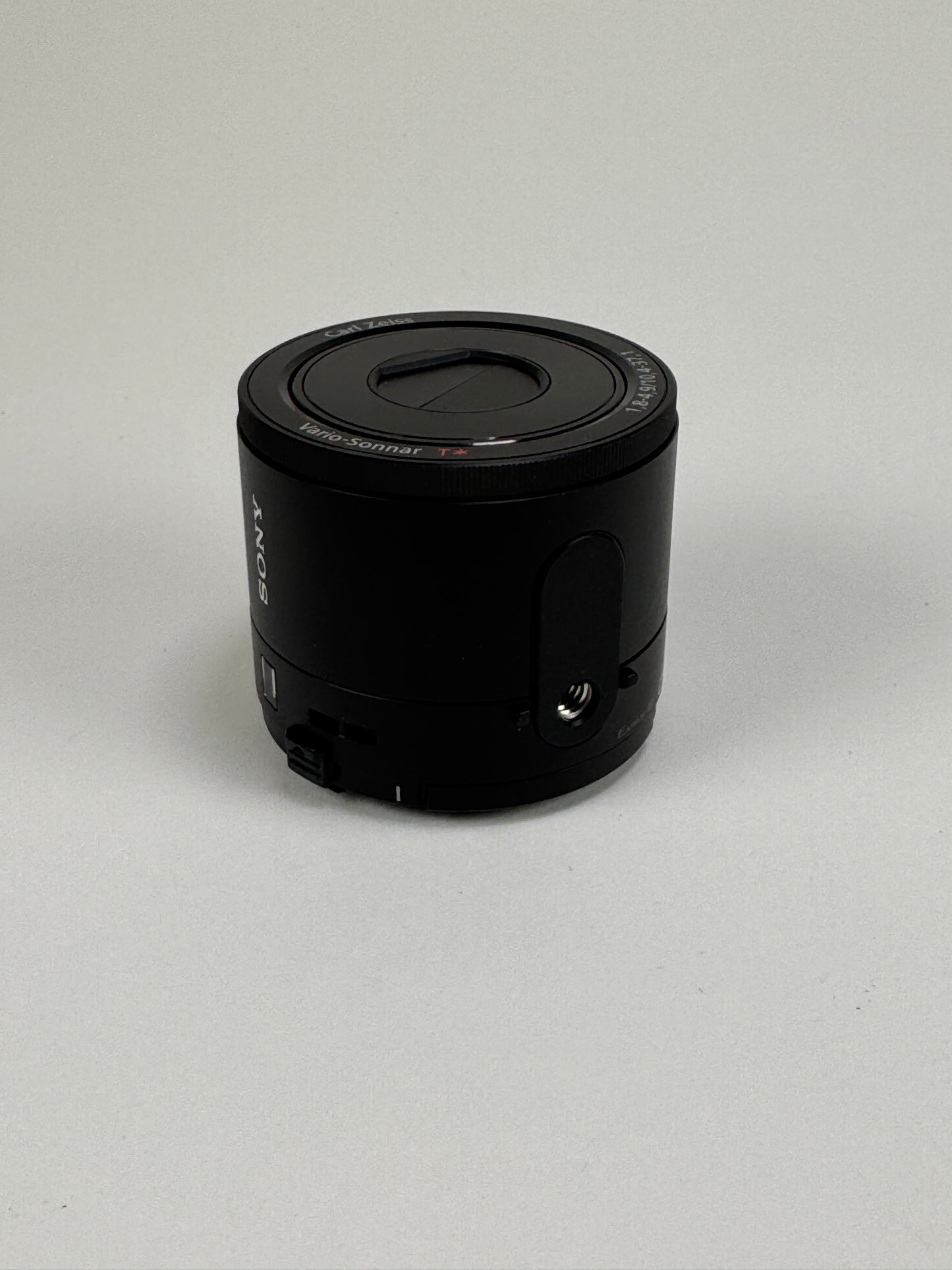 Sony Cyber-Shot DSC-QX100 Digital Camera for Smartphones