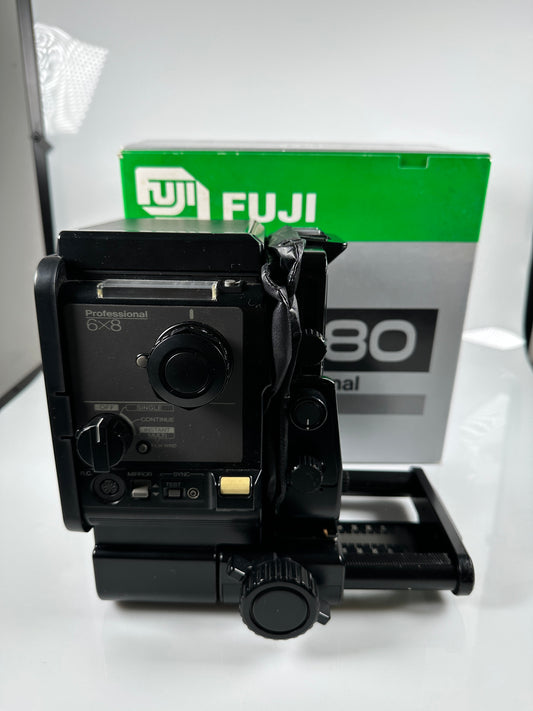 Fuji Fujifilm GX680 film Camera Body with waist level finder and wide angle bellows