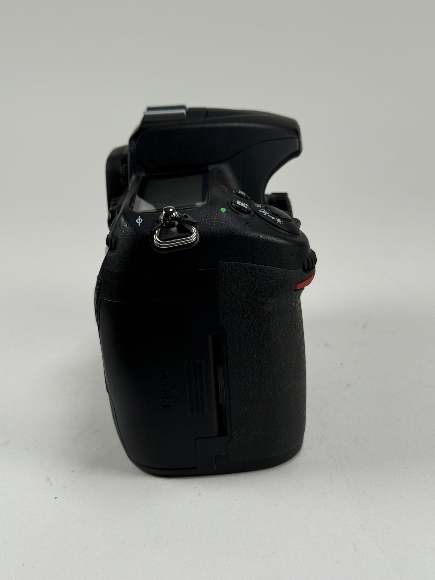 Nikon D300S 12.3MP Digital SLR Camera Body