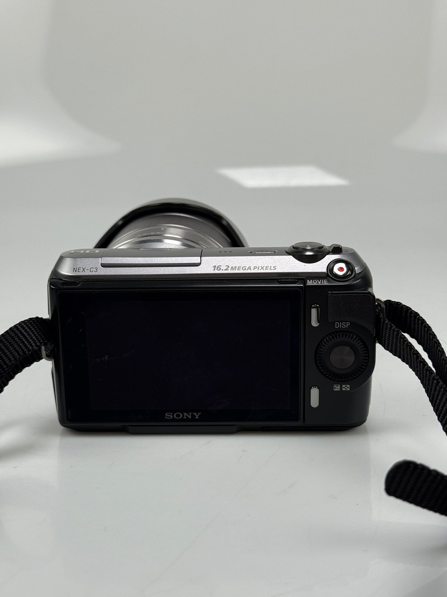 Sony Alpha NEX-C3 16.2 MP Mirrorless Digital Camera silver with 18-55mm lens kit